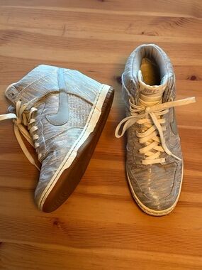 Nike Dunk Sky High Women’s High-Top Sneakers in Baby Blue and Cream